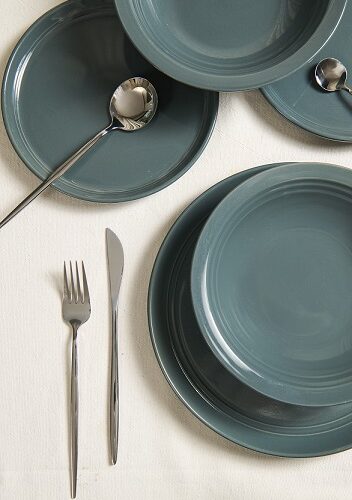 Vajilla Soara Set x 16 Piezas  ( 4 platos chicos - 4 platos grandes - 4 bowls - 4 tazas )